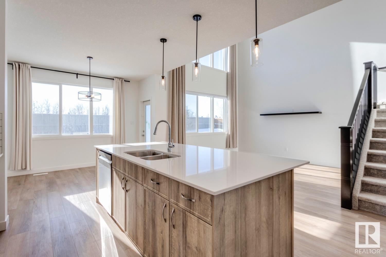 Property at 22223 80 AV NW NW image 4