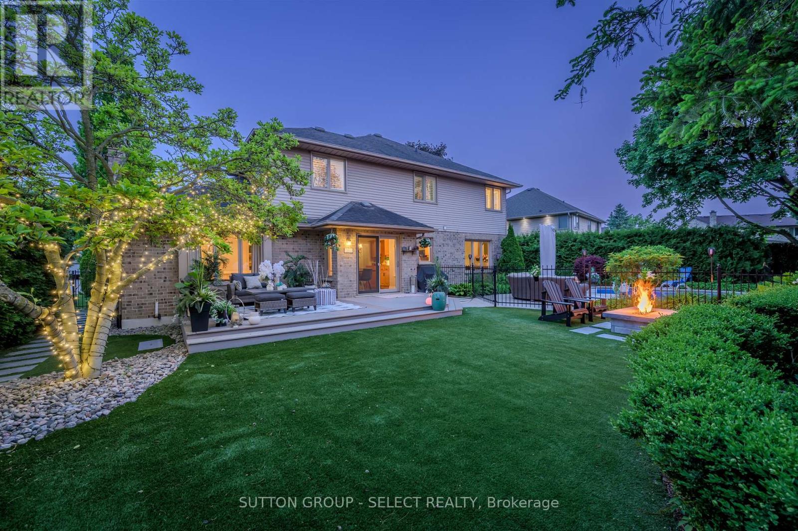 408 Sunnyside Crescent, London North (North G), Ontario  N5X 3N2 - Photo 36 - X12198586