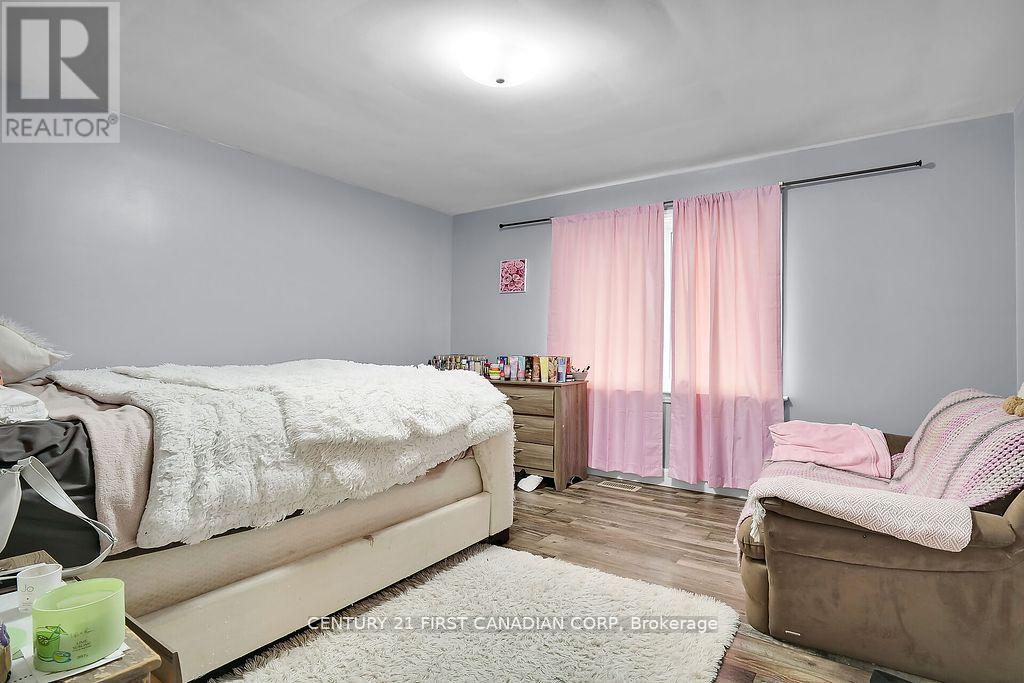 454 Salisbury Street, London East, Ontario N5Y 3B2 - Photo 12 - X12198653