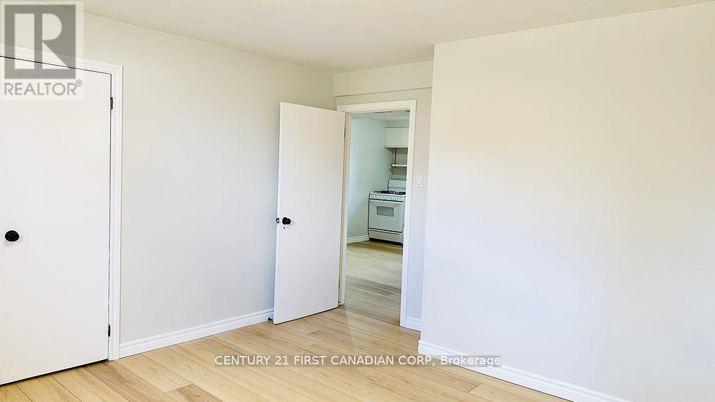 454 Salisbury Street, London East, Ontario N5Y 3B2 - Photo 32 - X12198653
