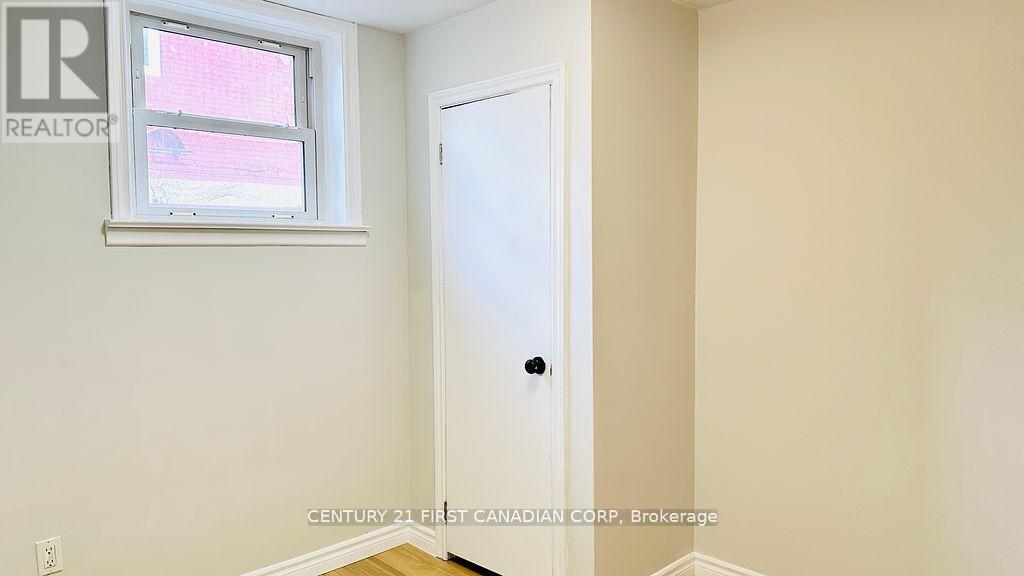 454 Salisbury Street, London East, Ontario N5Y 3B2 - Photo 36 - X12198653