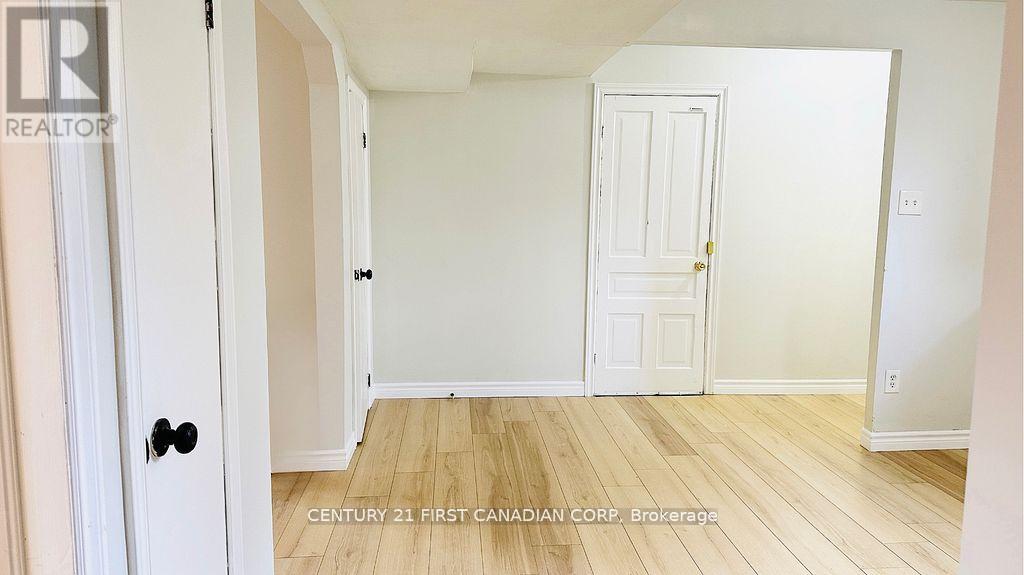 454 Salisbury Street, London East, Ontario N5Y 3B2 - Photo 40 - X12198653
