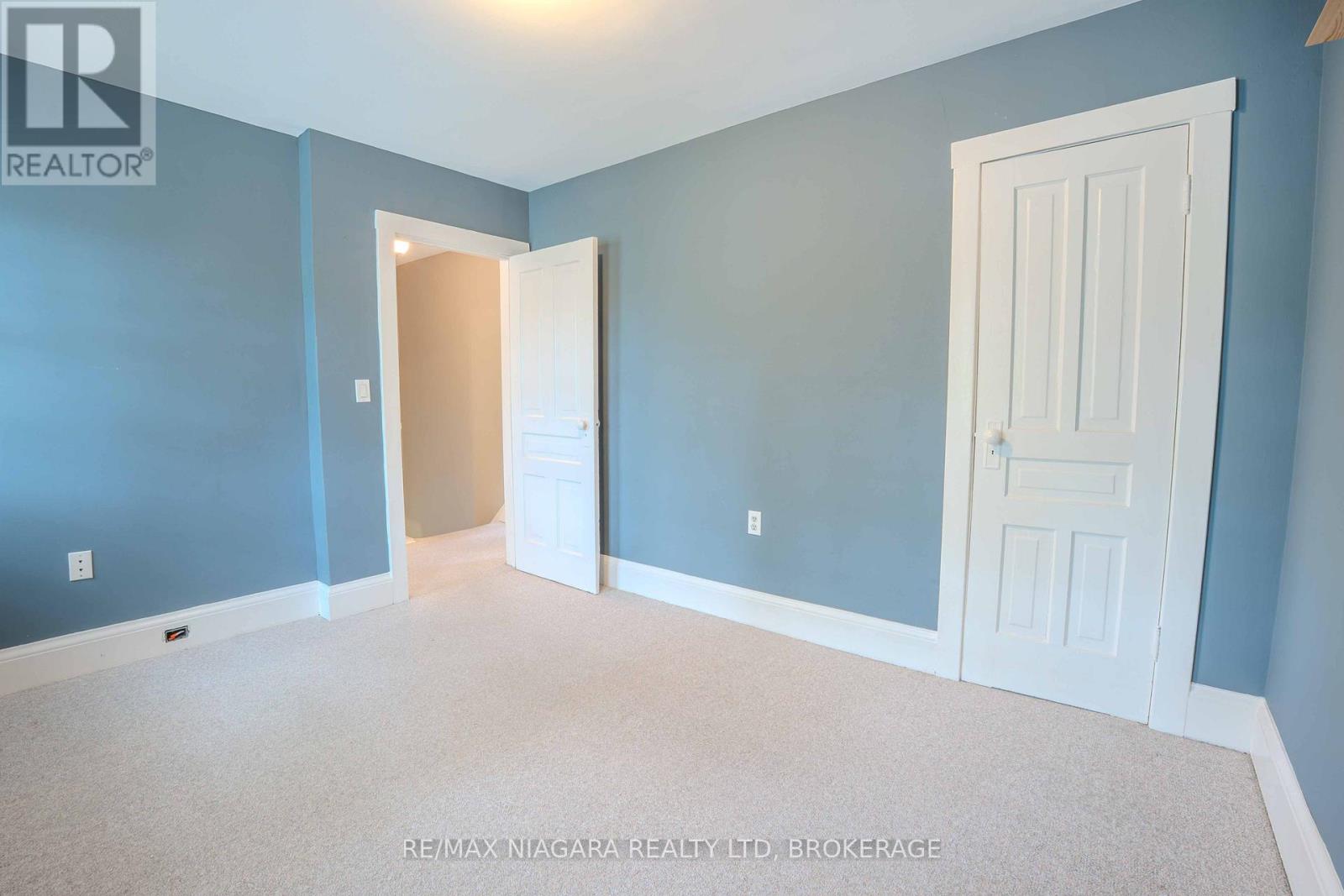 249 Russell Avenue, St. Catharines, Ontario  L2R 1X1 - Photo 21 - X12145086