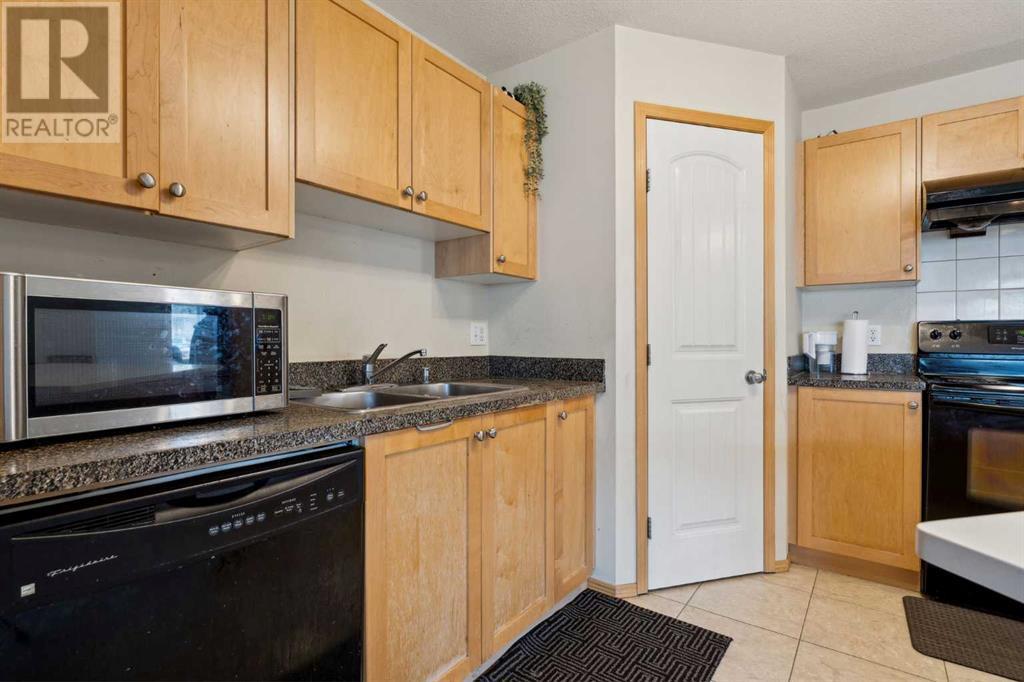 Property at 101, 40 Panatella Landing NW image 5