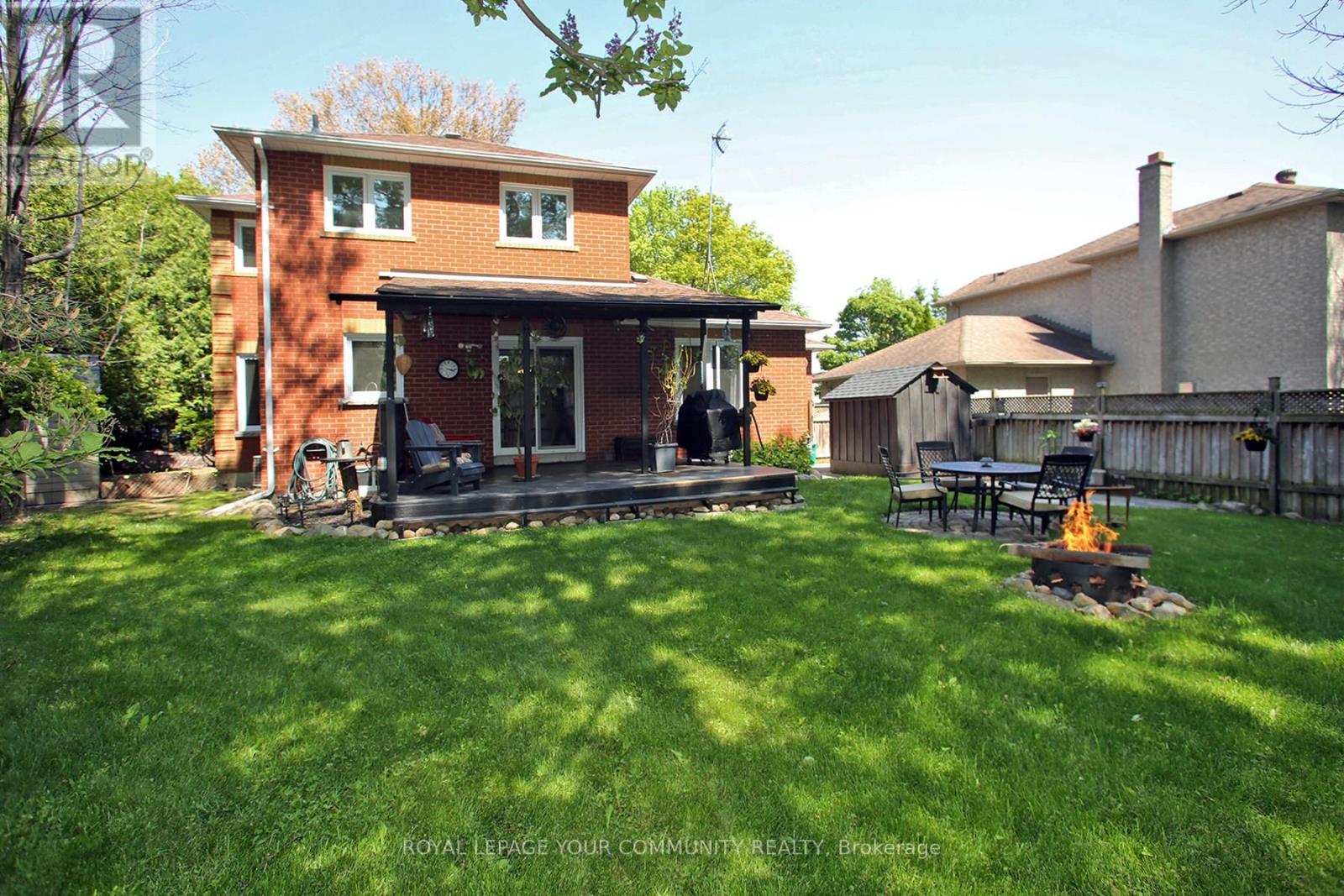 42 Willowbank Avenue, Richmond Hill, Ontario  L4E 3B2 - Photo 2 - N12198460
