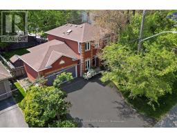 42 WILLOWBANK AVENUE, Richmond Hill, Ontario