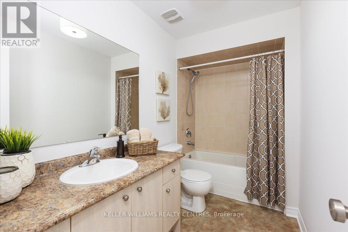 3 Laurelbank Crescent, Georgina, Ontario  L4P 4H6 - Photo 26 - N12198532