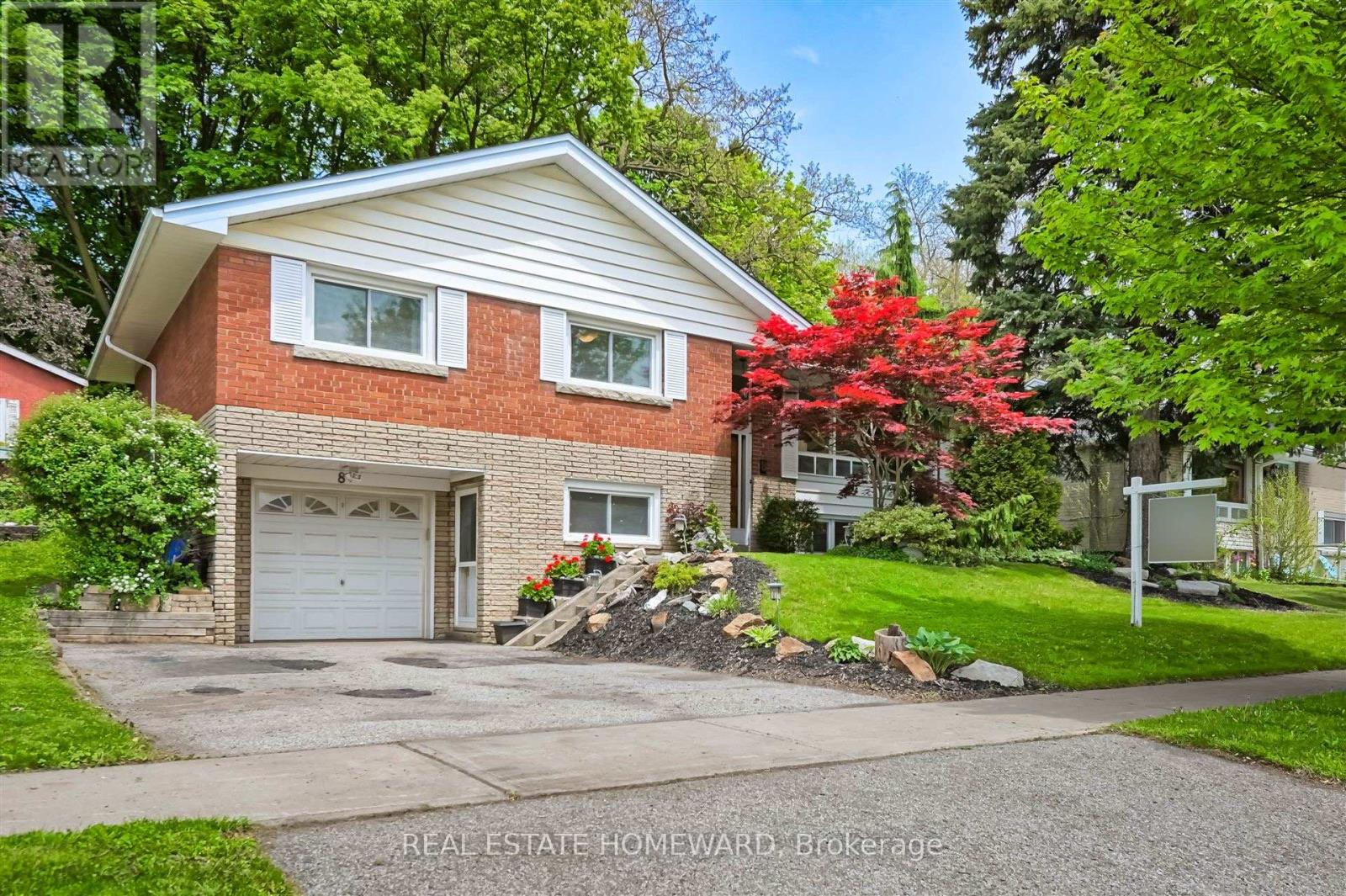 8 Burnview Crescent, Toronto, Ontario  M1H 1B5 - Photo 2 - E12184472