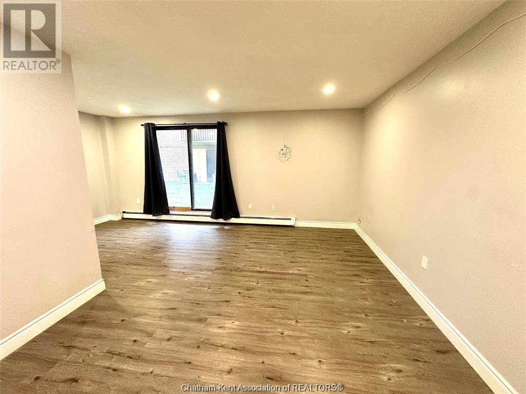 43 Taylor Avenue Unit# 103, Chatham, Ontario N7L 2T4 - Photo 4 - 25014247