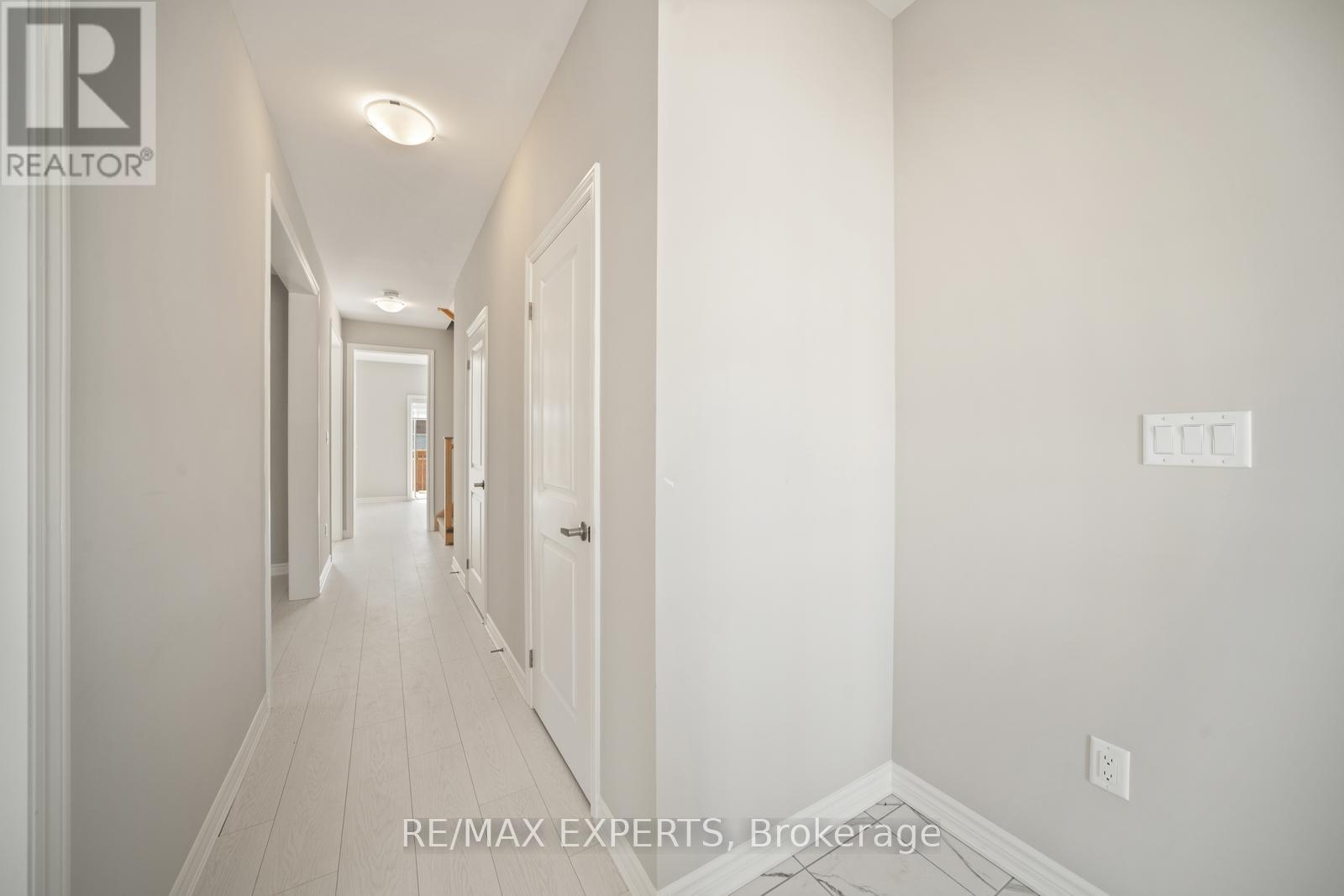 Property at 216 CUBITT STREET image 5