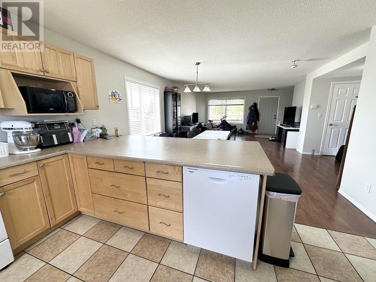 8903-8905 83a Street, Fort St. John, British Columbia  V1J 6M1 - Photo 10 - R3010228