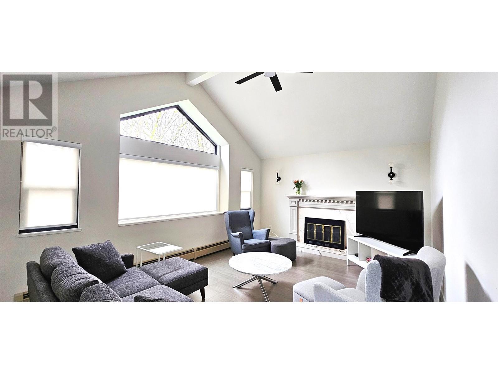 3025 W 12th Avenue, Vancouver, British Columbia  V6K 2R4 - Photo 3 - R3010934