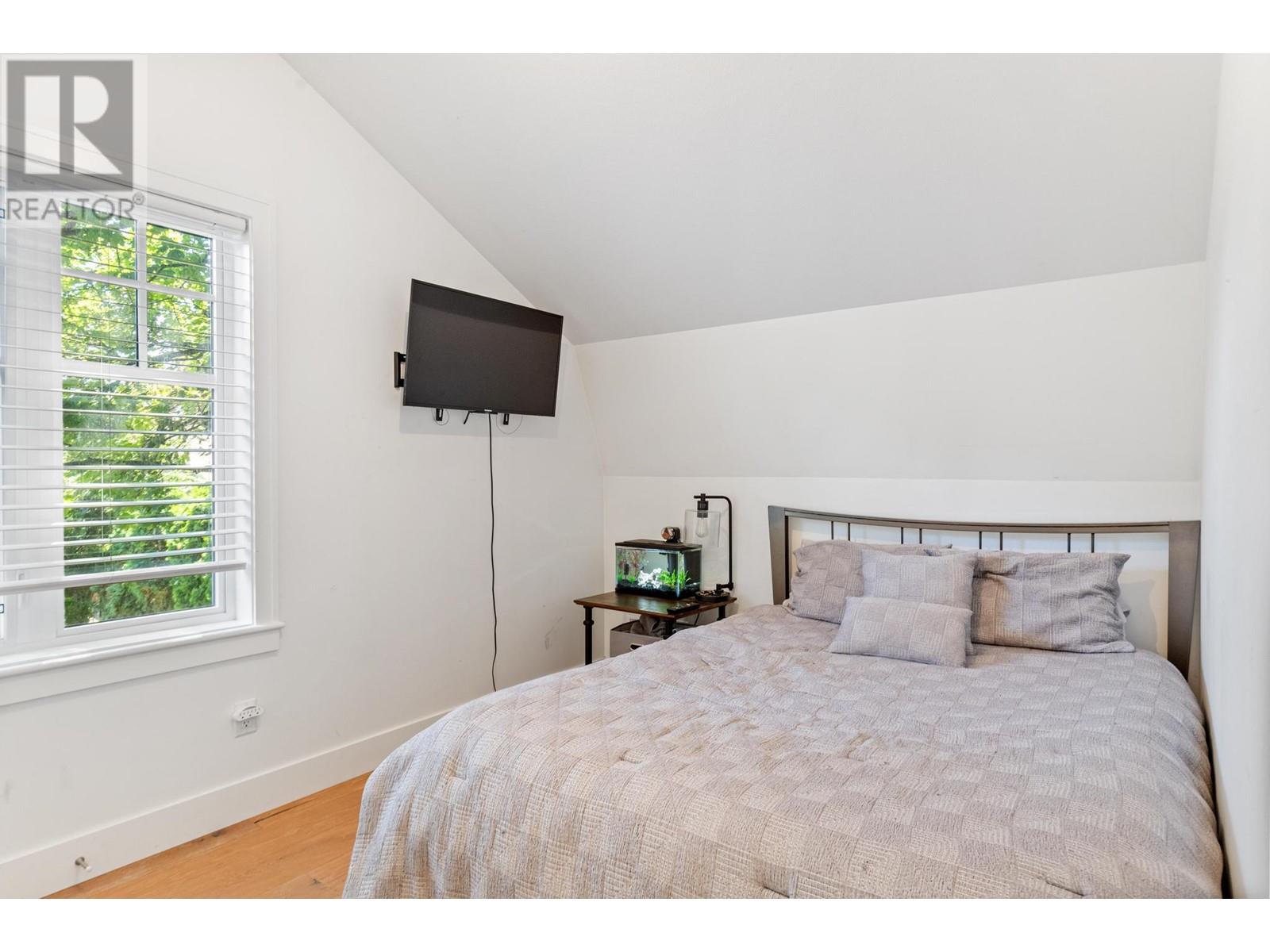 1001 Lawrence Avenue, Kelowna, British Columbia  V1Y 6M3 - Photo 48 - 10350944