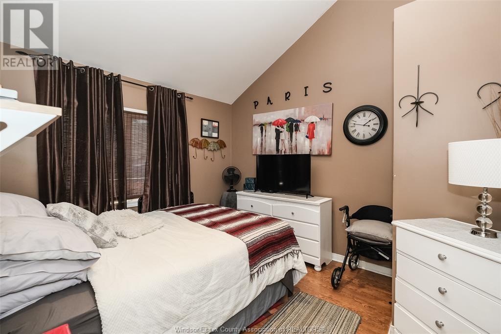 1045 Felix Avenue, Windsor, Ontario  N9C 3L4 - Photo 9 - 25014233