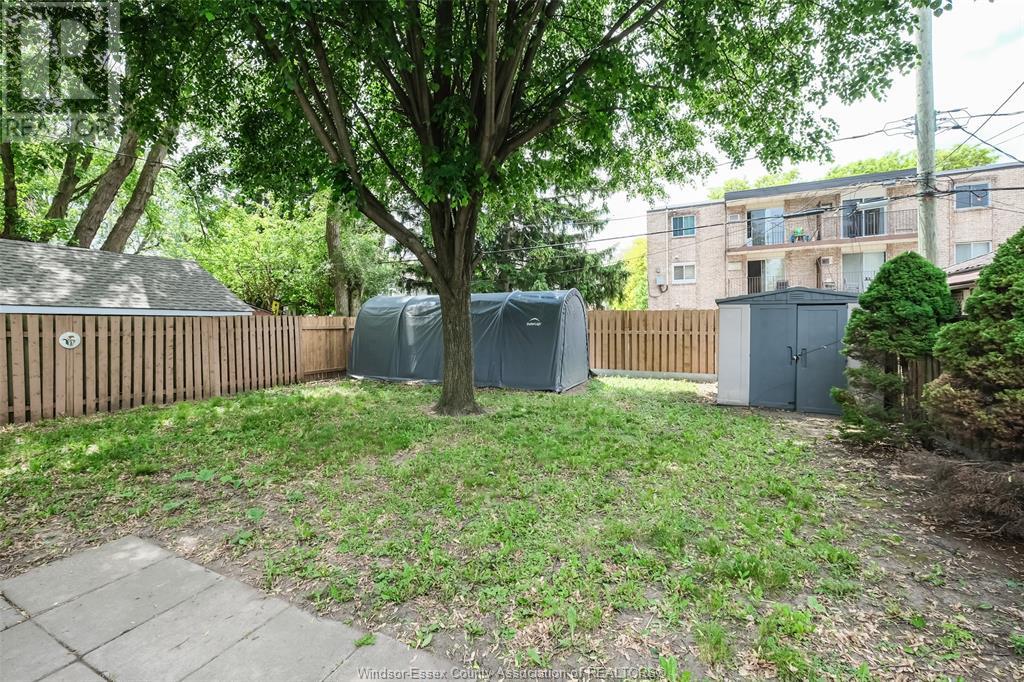 1045 Felix Avenue, Windsor, Ontario  N9C 3L4 - Photo 10 - 25014233
