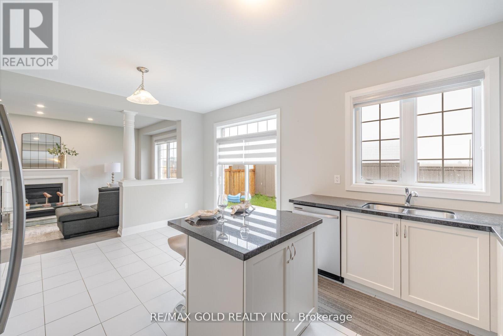 50 Donald Stewart Road, Brampton (Northwest Brampton), Ontario  L7A 5J1 - Photo 18 - W12198451