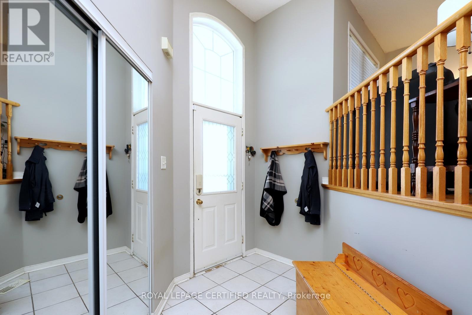 95 Vintage Gate, Brampton (Fletcher's Creek Village), Ontario  L6X 5B9 - Photo 3 - W12198497