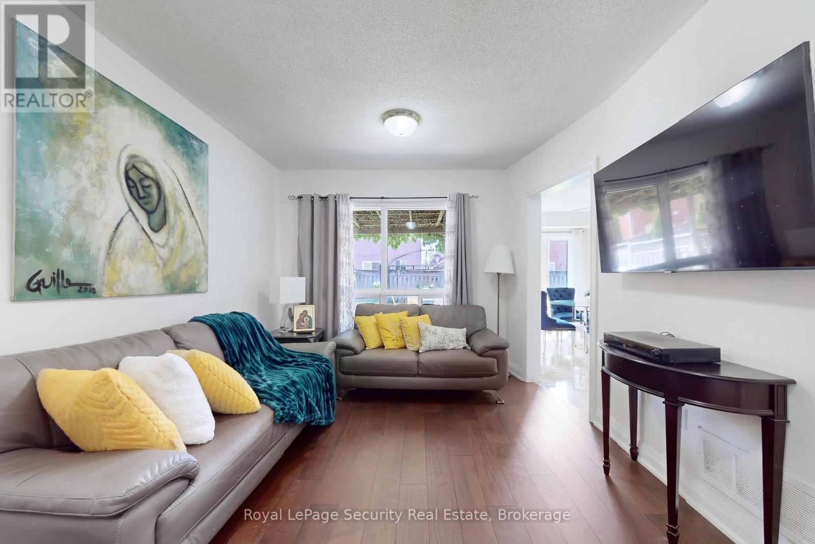 Property at 10 BARLEYFIELD ROAD image 4