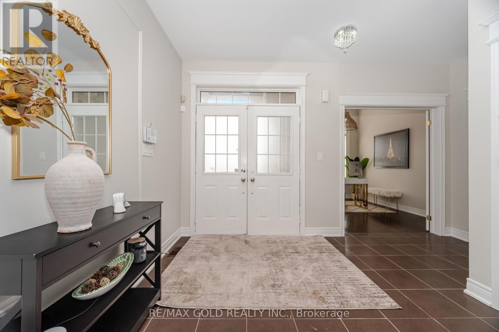 Property at 61 BIRCH TREE TRAIL image 2