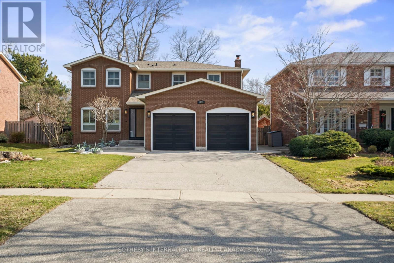 1489 JASMINE CRESCENT, Oakville, Ontario