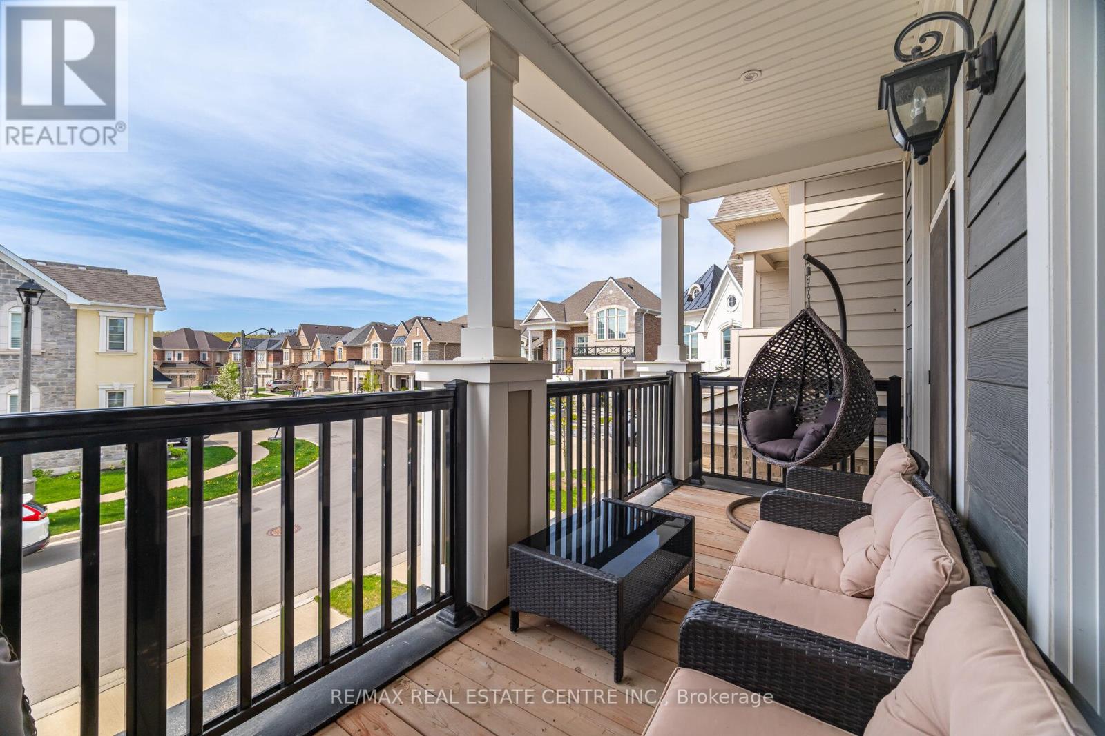 156 Camellia Crescent, Oakville, Ontario  L6H 1L2 - Photo 14 - W12153812