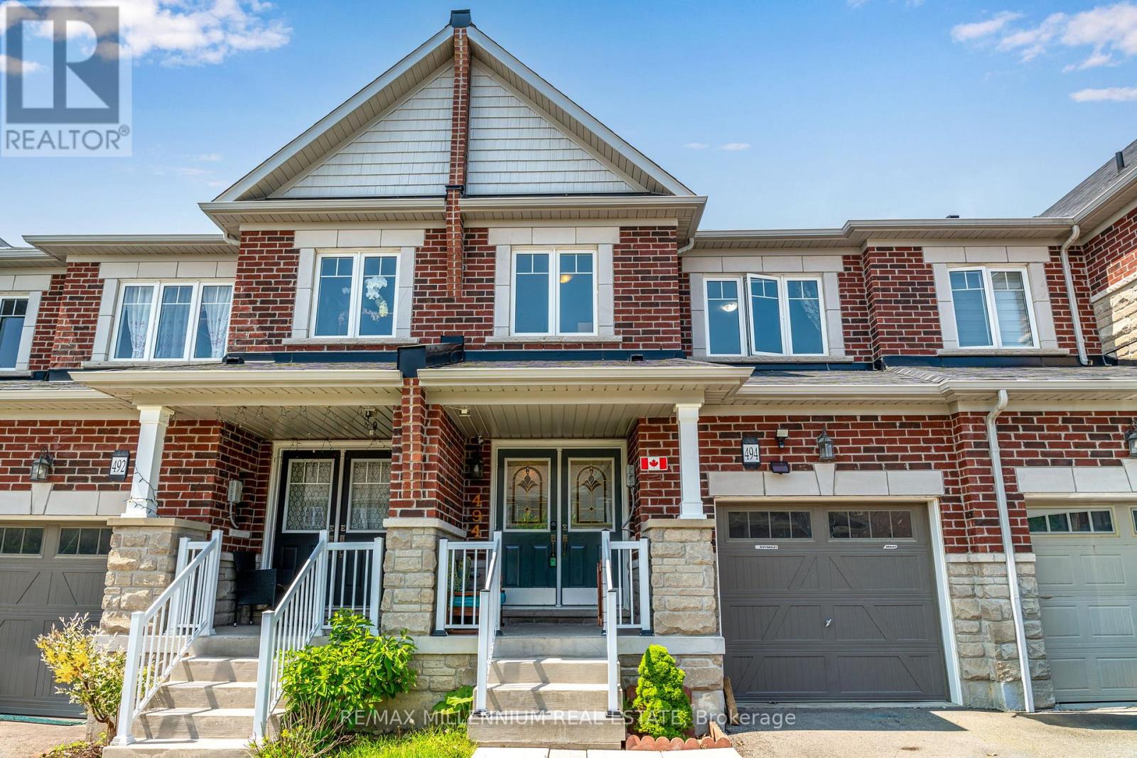 Property at 494 QUEEN MARY DRIVE image 2
