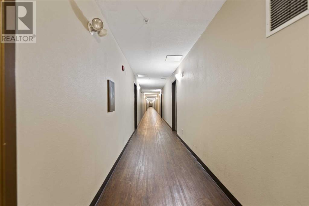 Property at 1122, 1140 Taradale Drive NE image 5