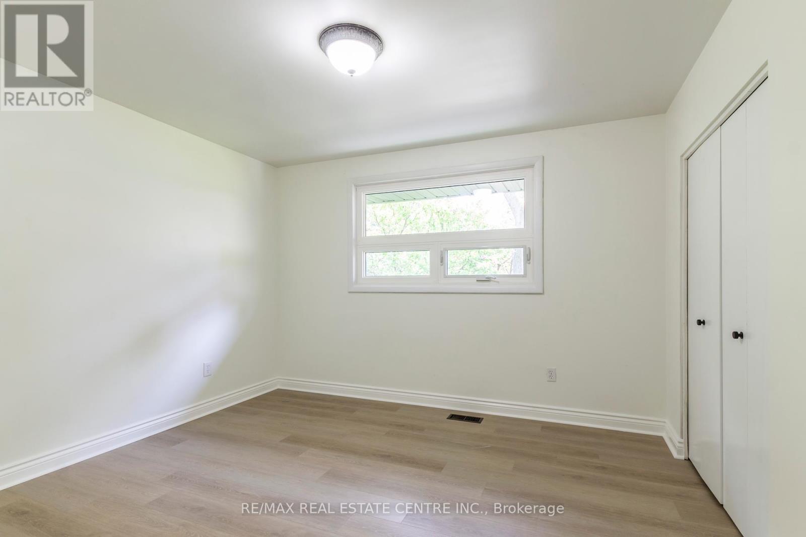 83 Jerseyville Road E, Hamilton, Ontario  L9G 1K3 - Photo 11 - X12192400