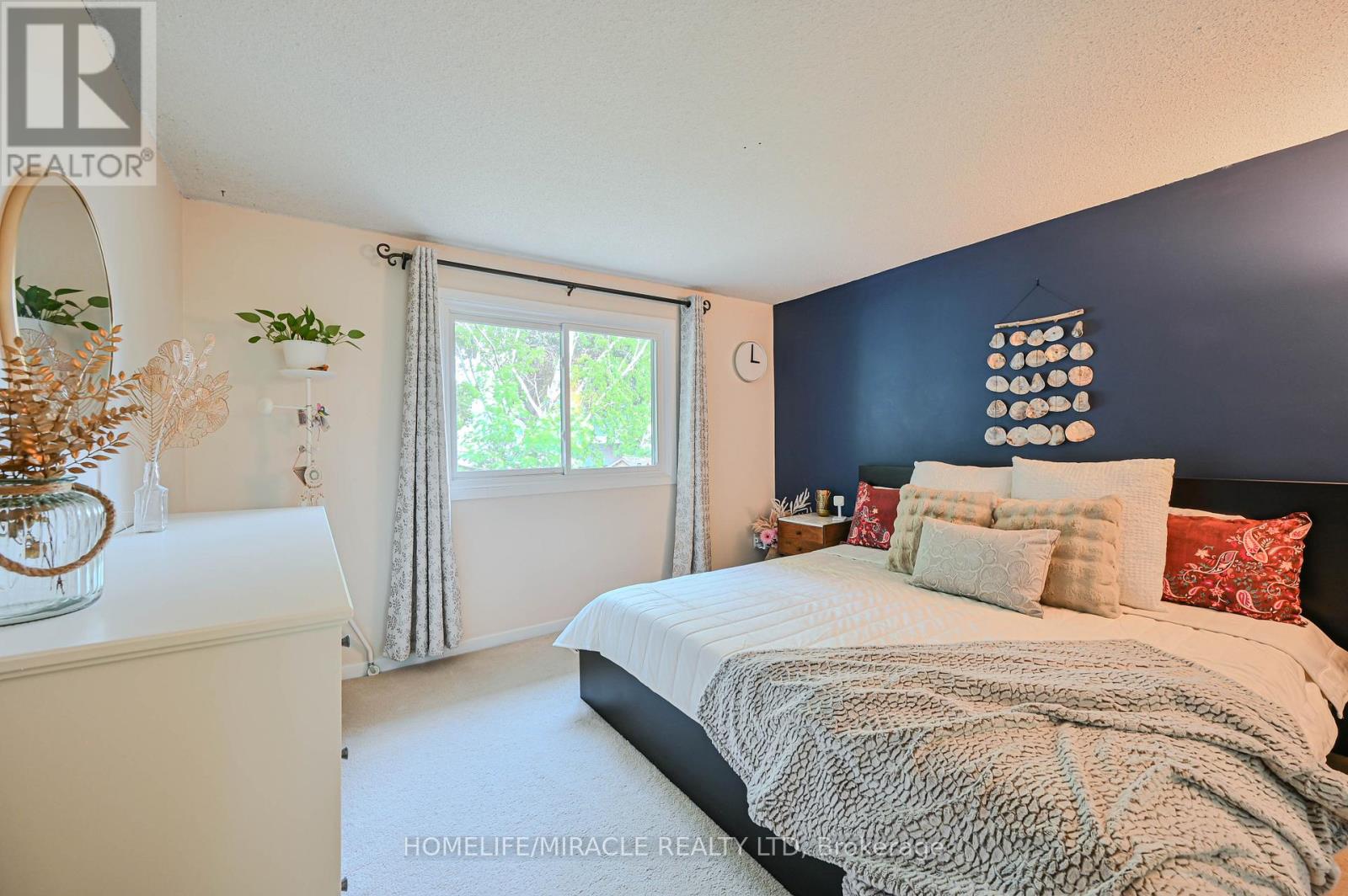 307 Magnolia Drive, Hamilton, Ontario  L9C 6R2 - Photo 25 - X12198457