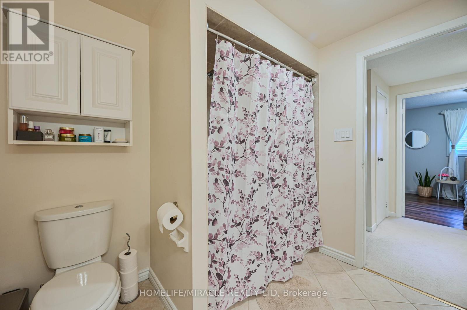 307 Magnolia Drive, Hamilton (Fessenden), Ontario  L9C 6R2 - Photo 32 - X12198457