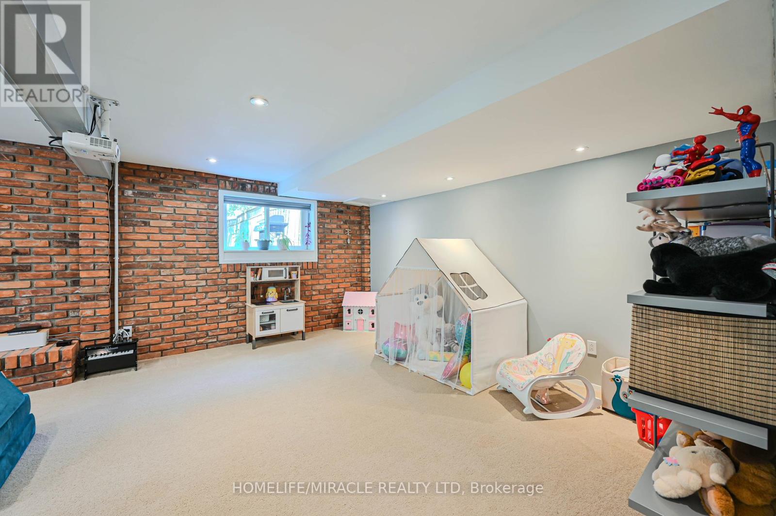 307 Magnolia Drive, Hamilton, Ontario  L9C 6R2 - Photo 40 - X12198457