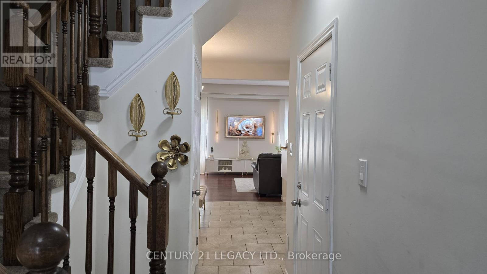 21 - 345 Glancaster Road, Hamilton, Ontario  L9G 3K9 - Photo 6 - X12198510