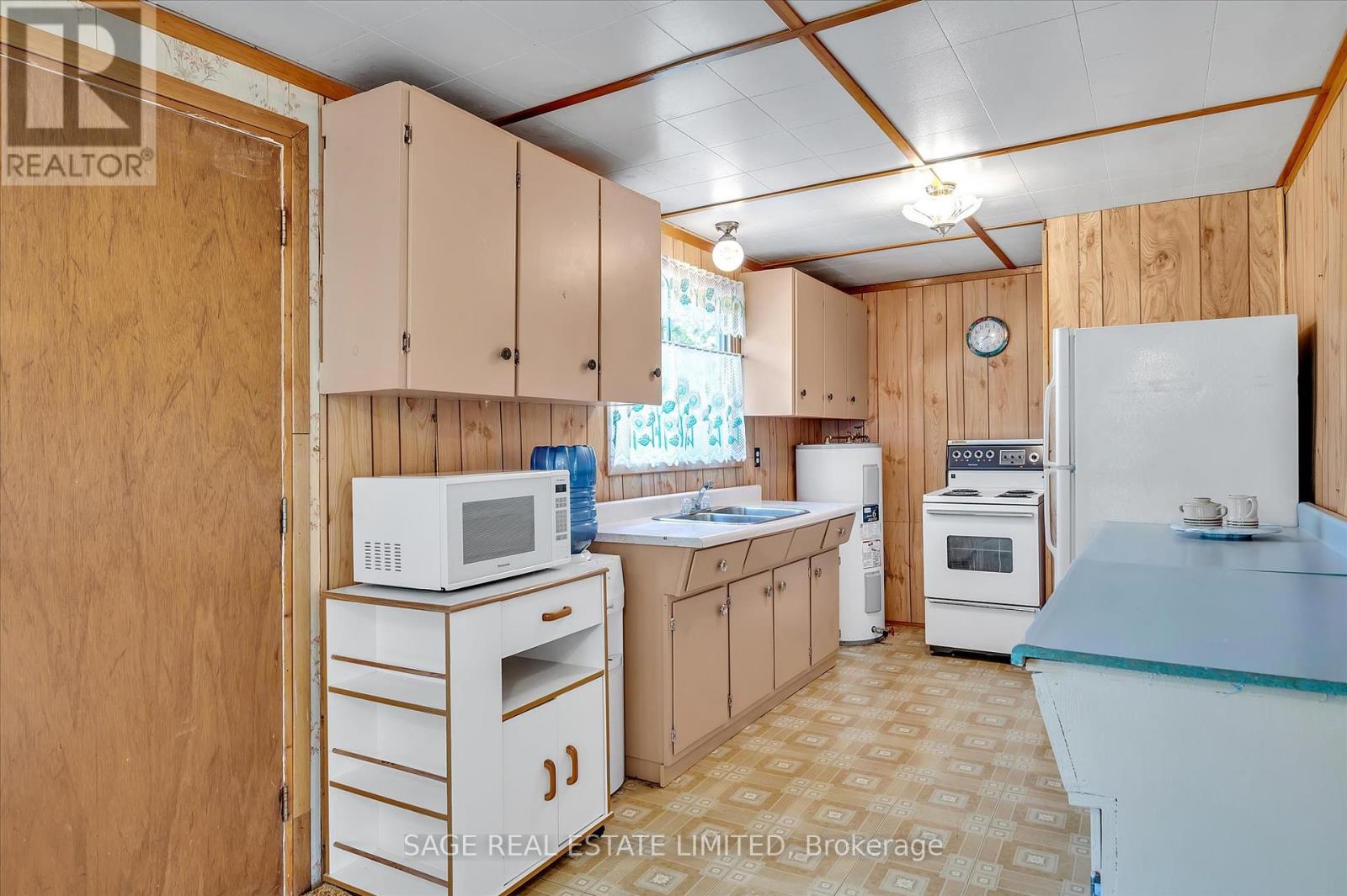 33 Fire Route 104, Trent Lakes, Ontario  K0M 1A0 - Photo 10 - X12198520