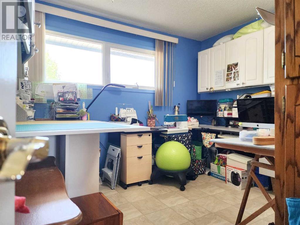 4002 Elm Place S, Lethbridge, Alberta  T1K 4X6 - Photo 21 - A2226864