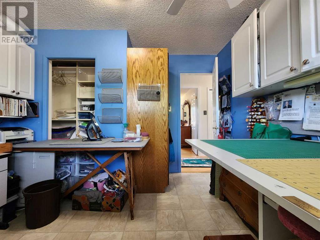 4002 Elm Place S, Lethbridge, Alberta  T1K 4X6 - Photo 22 - A2226864