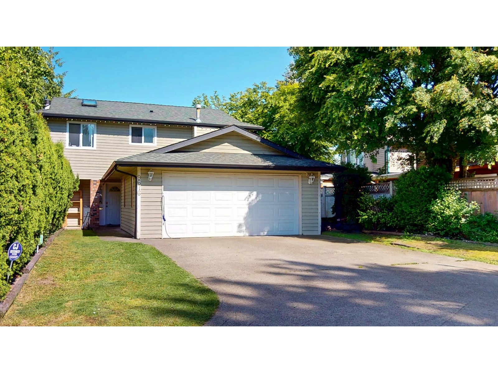 9676 155B STREET, surrey, British Columbia
