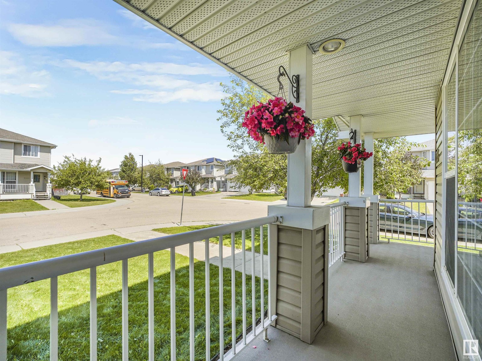 2305 28a Av Nw, Edmonton, Alberta  T6T 0A2 - Photo 6 - E4440497