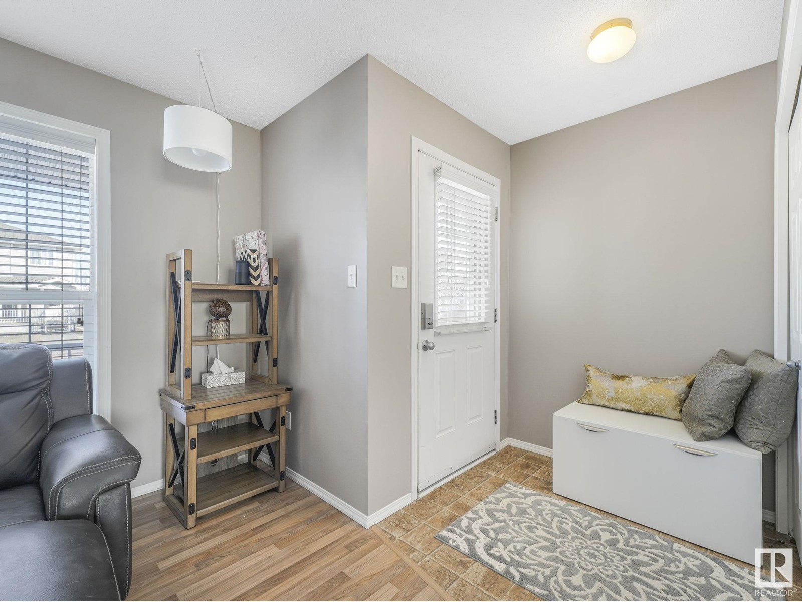 2305 28a Av Nw, Edmonton, Alberta  T6T 0A2 - Photo 7 - E4440497