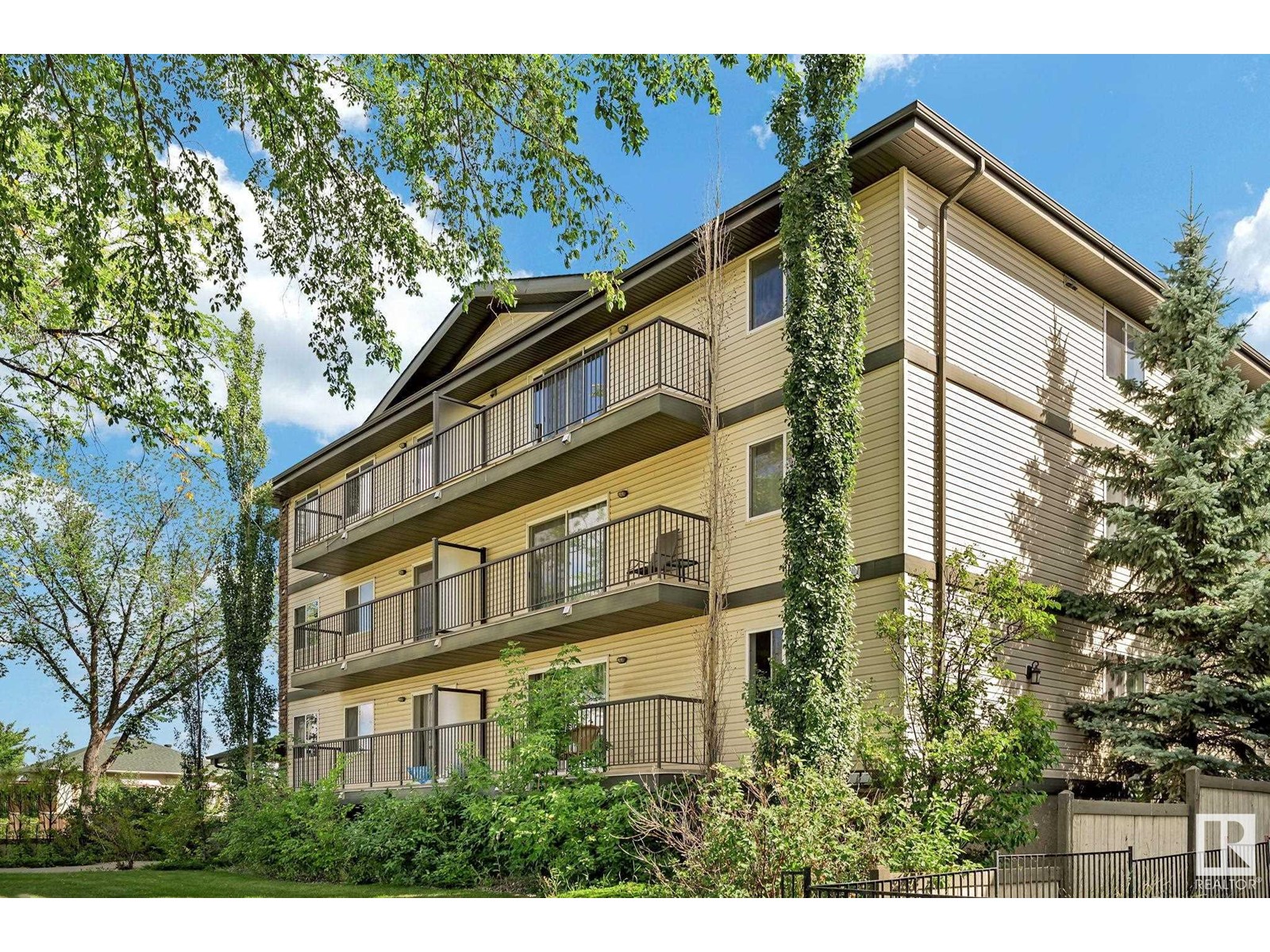 Property at #103 11935 106 ST NW image 3