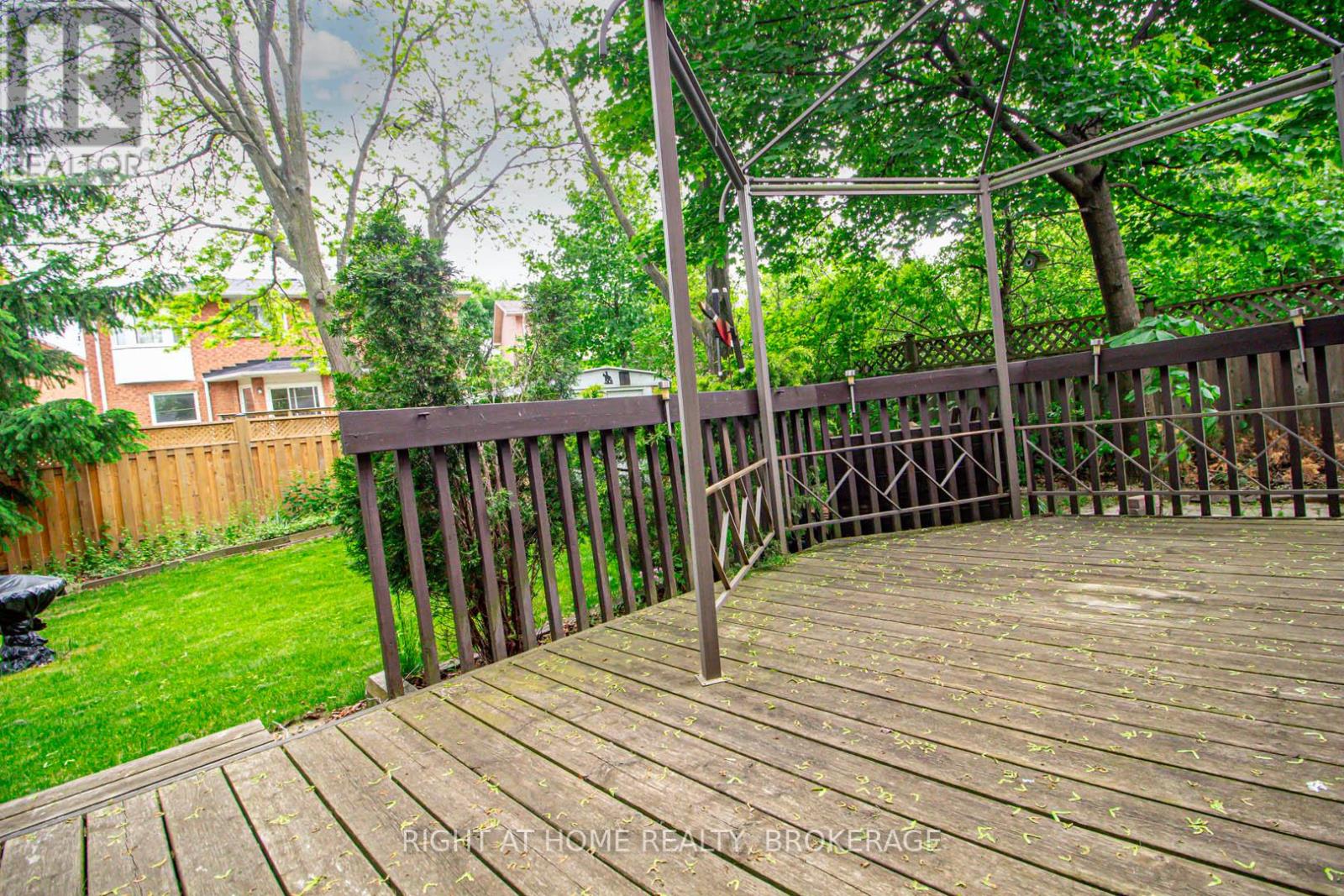 1978 Sandown Road, Mississauga, Ontario  L5M 2Z5 - Photo 44 - W12074704