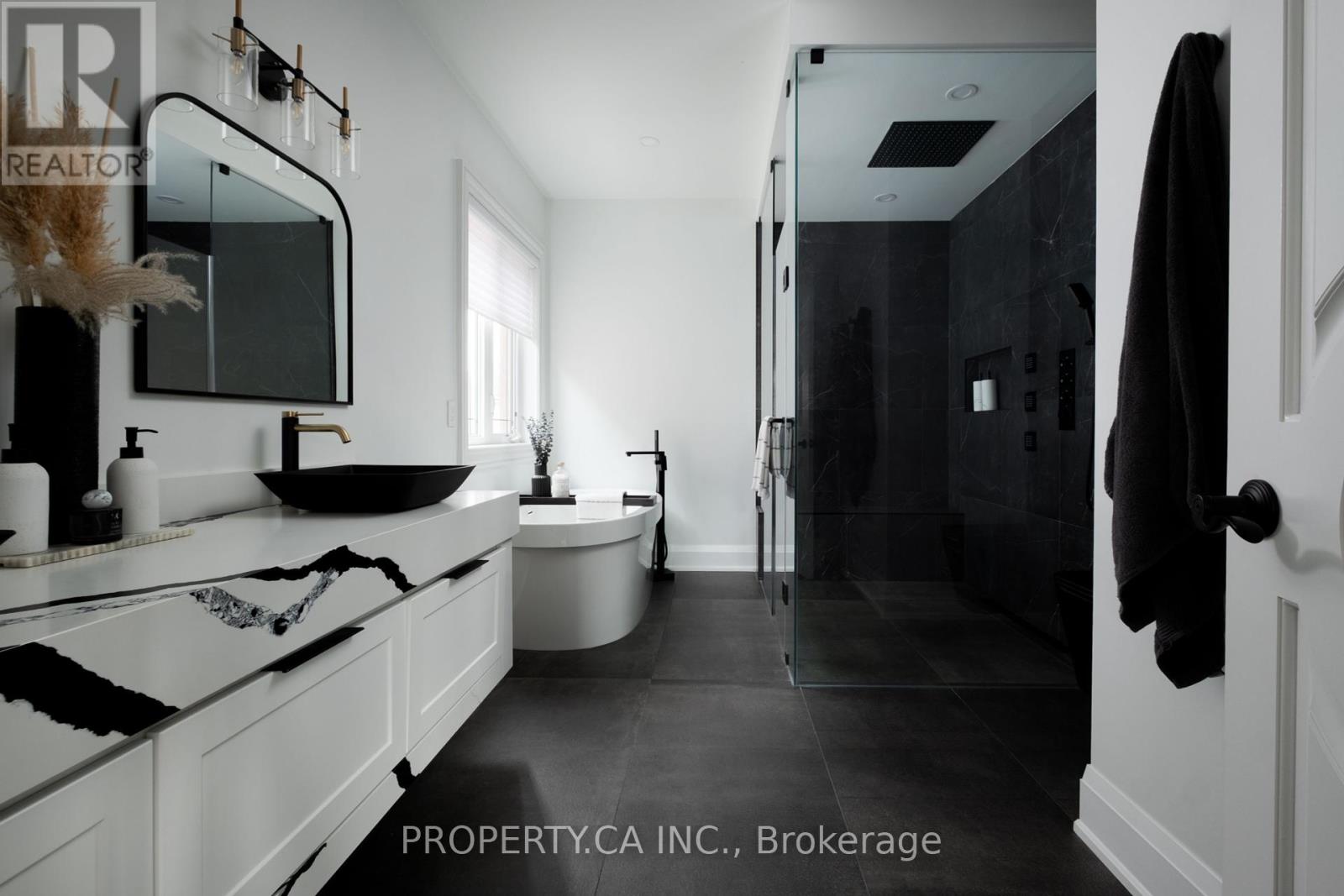 52 Keatley Drive, Vaughan, Ontario  L6A 4Y3 - Photo 21 - N12173359