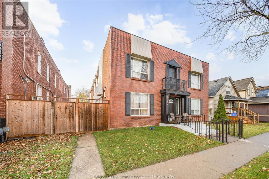 1219 Monmouth, Windsor, Ontario  N8Y 3M2 - Photo 2 - 25014249
