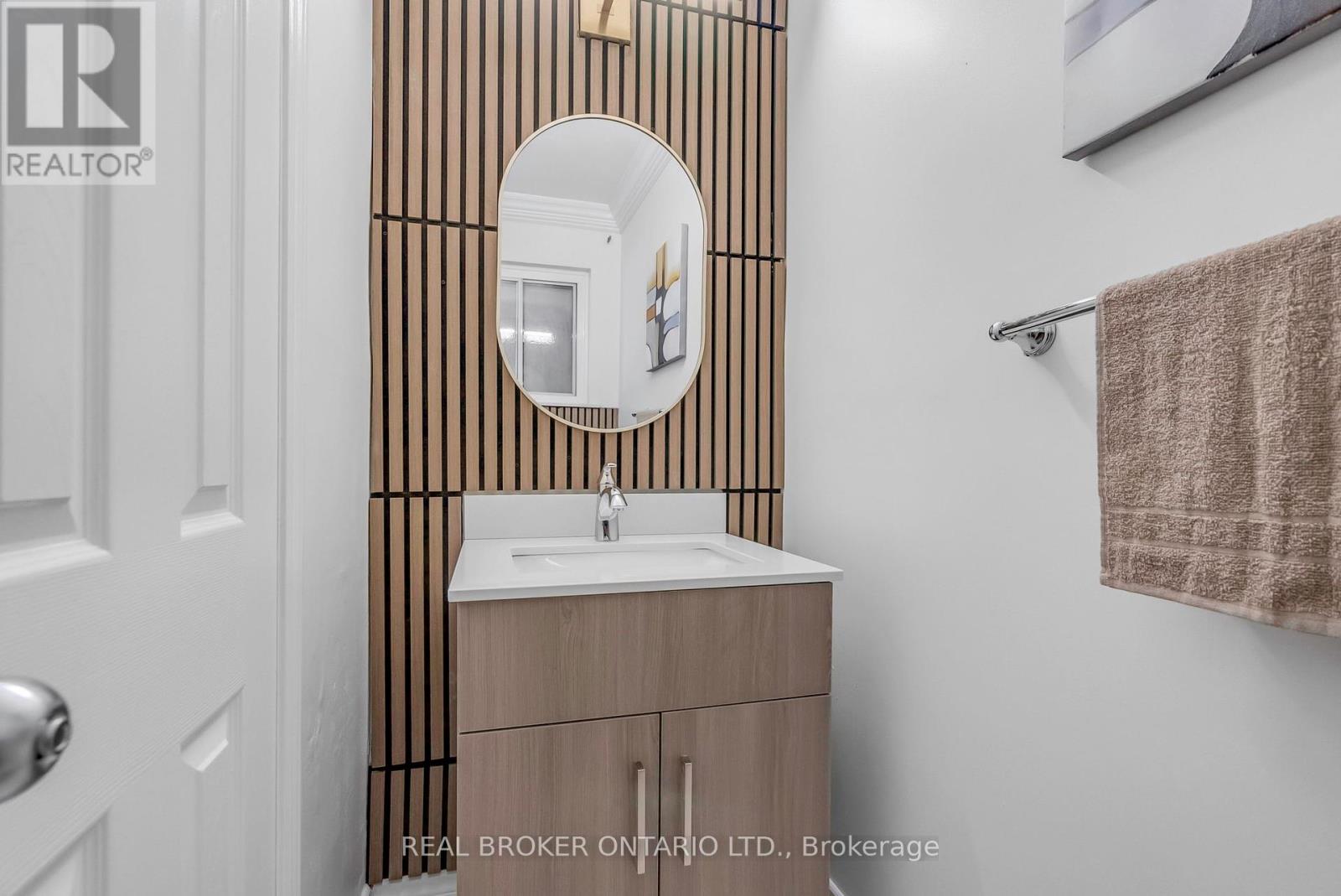 3465 Orion Crescent, Mississauga, Ontario  L5C 2H7 - Photo 27 - W12148840