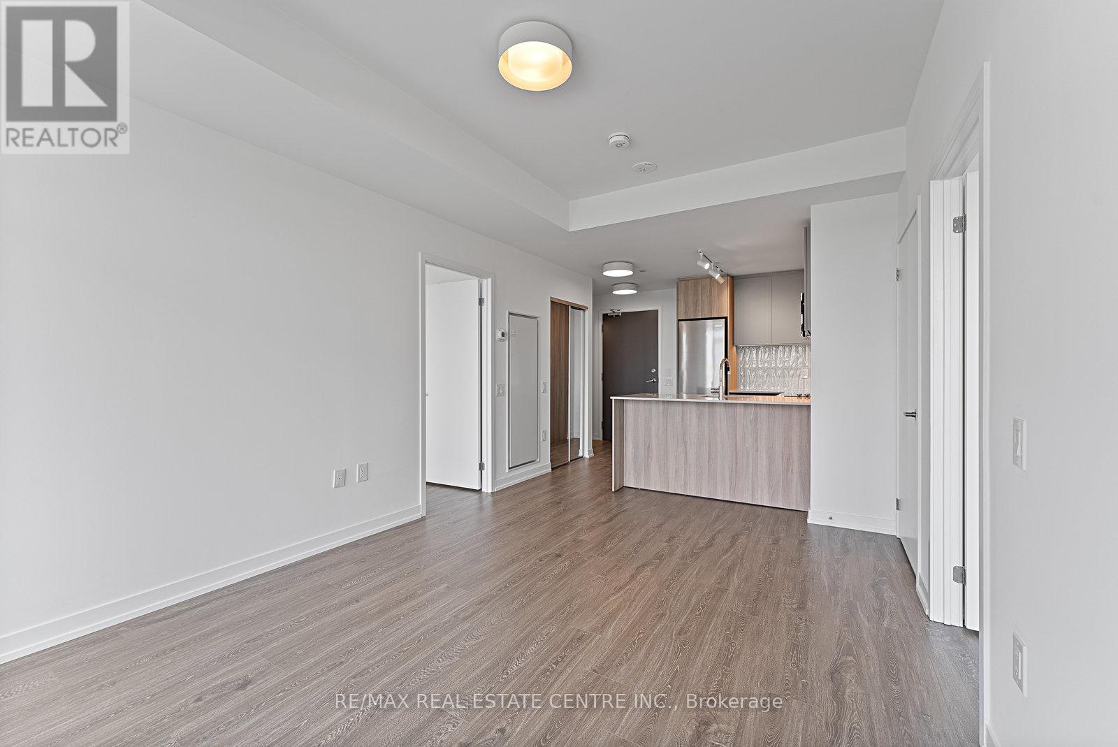 501 - 2485 Eglinton Avenue W, Mississauga, Ontario  L5M 2V8 - Photo 12 - W12194111