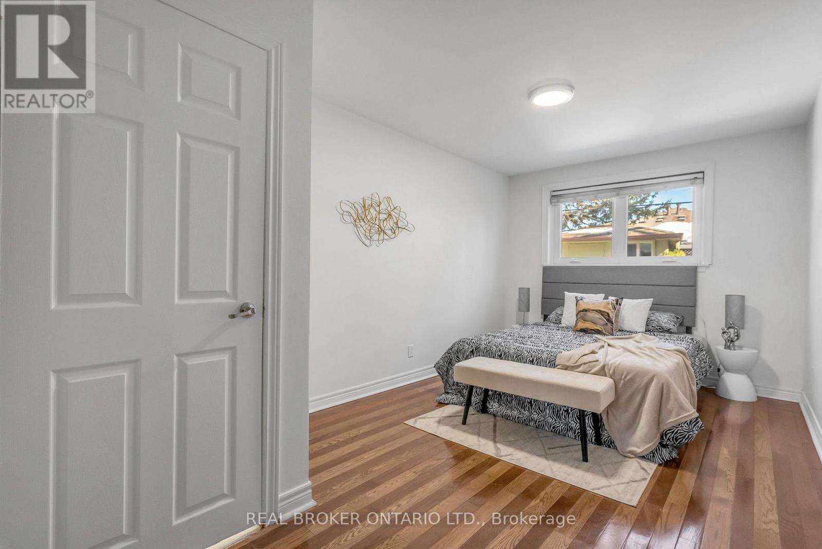 3465 Orion Crescent, Mississauga, Ontario  L5C 2H7 - Photo 34 - W12148840