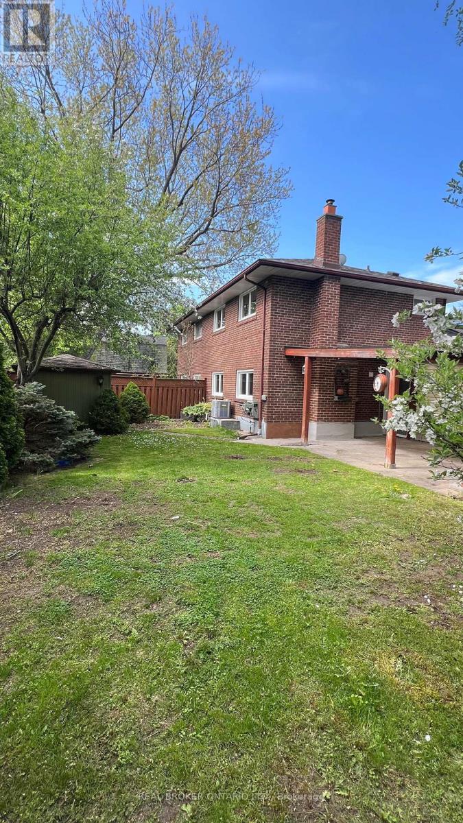 3465 Orion Crescent, Mississauga, Ontario  L5C 2H7 - Photo 41 - W12148840