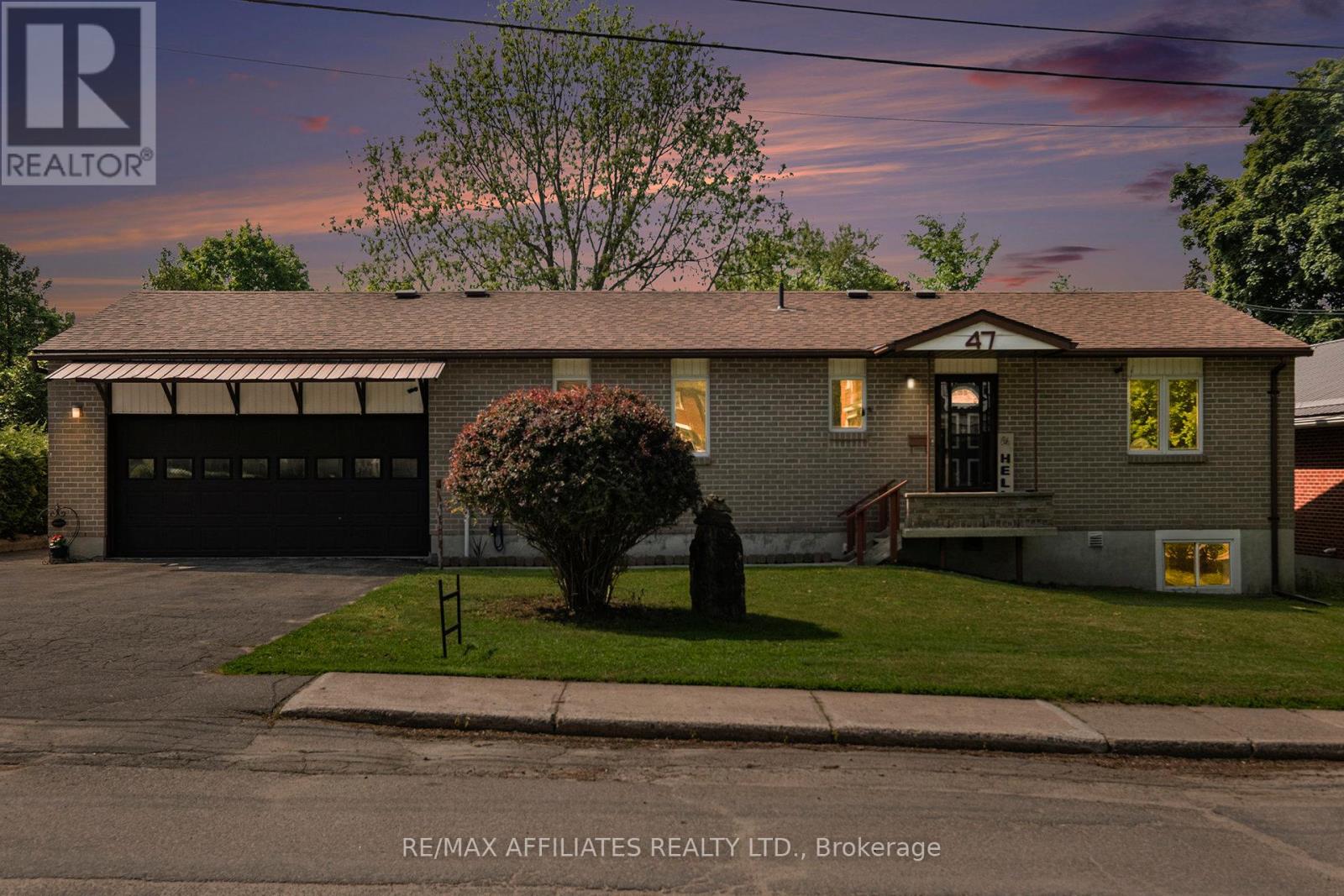 47 Gladstone Avenue, Smiths Falls, Ontario  K7A 1R8 - Photo 24 - X12190699