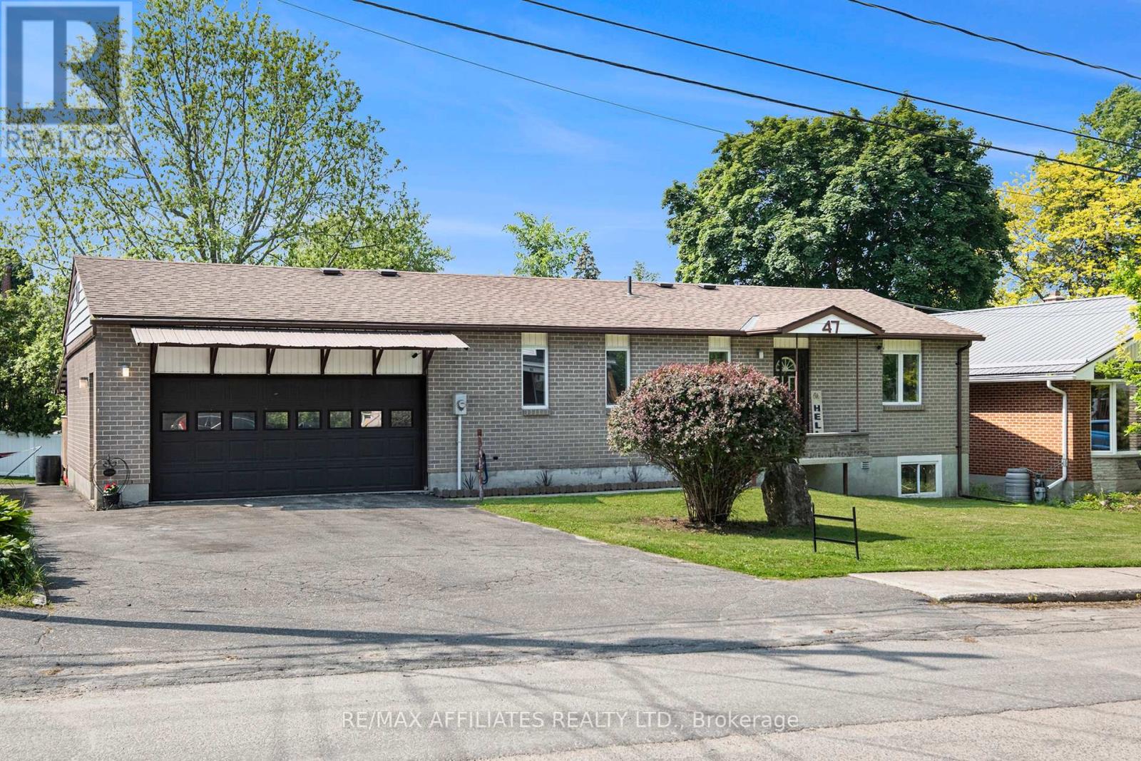 47 Gladstone Avenue, Smiths Falls, Ontario  K7A 1R8 - Photo 25 - X12190699