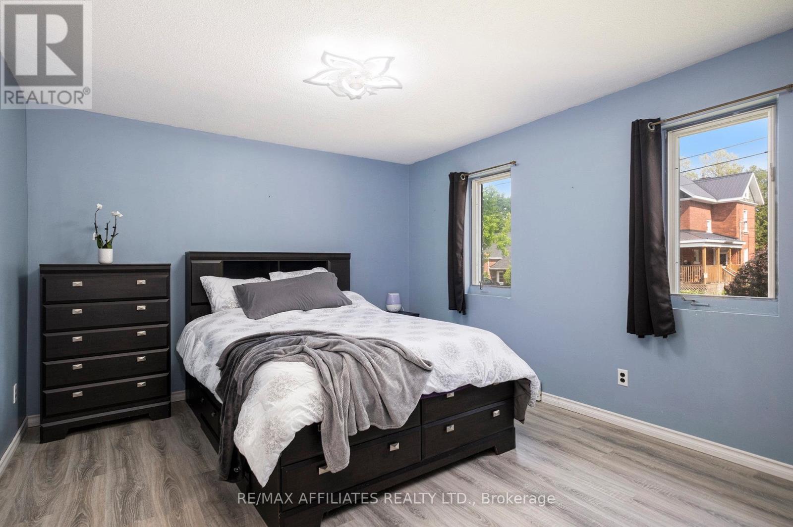 47 Gladstone Avenue, Smiths Falls, Ontario  K7A 1R8 - Photo 9 - X12190699
