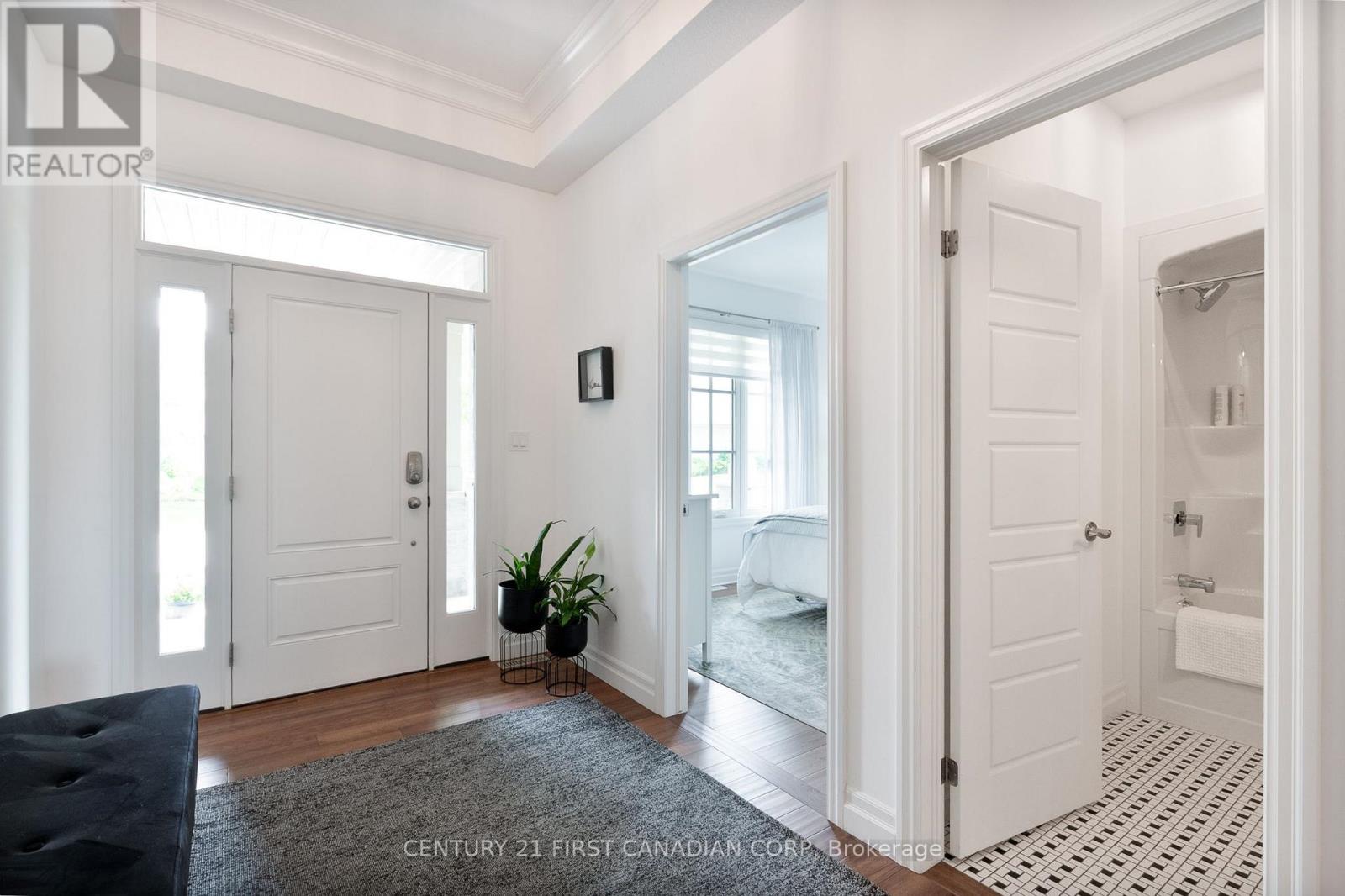 27 - 234 Peach Tree Boulevard, St. Thomas, Ontario  N5R 0G8 - Photo 4 - X12198801